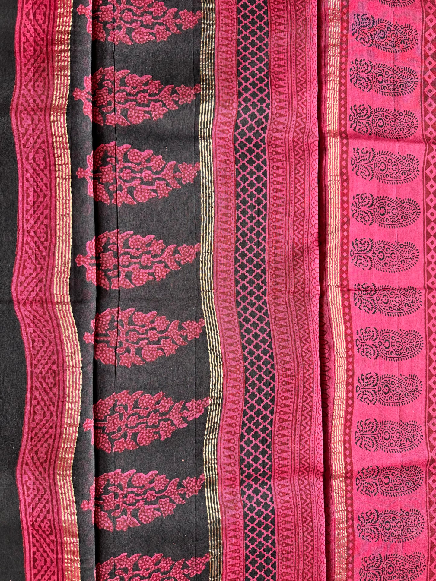 Flamingo Grace - Pink Maheshwari Saree